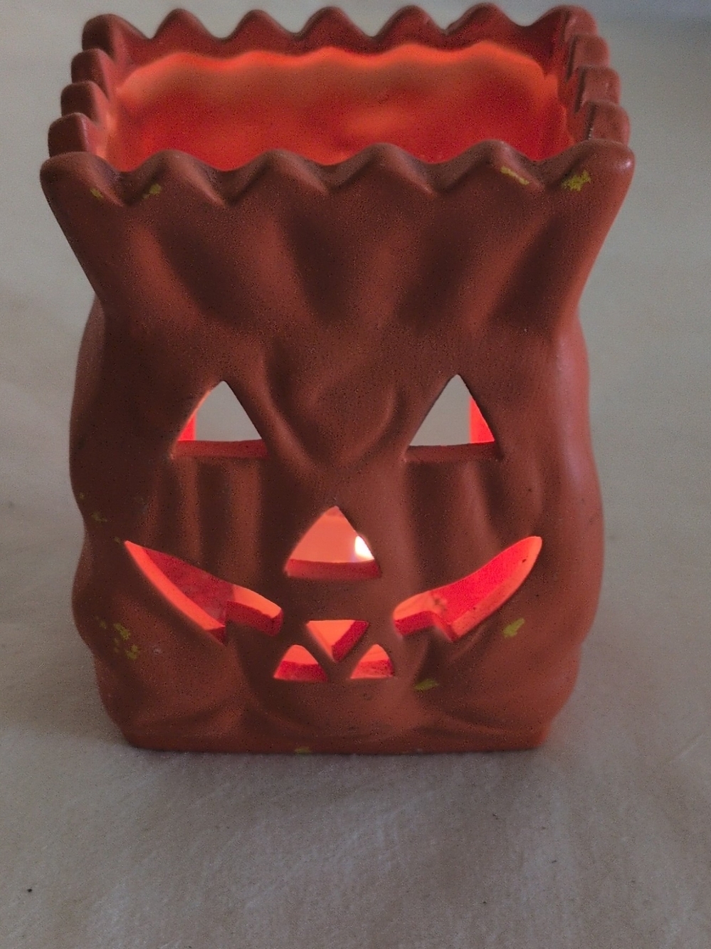 Halloween Ceramic Jack-O'-Lantern Tea Light Holder - Orange